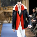 Александър Маккуин 2011 Мъжка Мода  Палто с Висока Яка