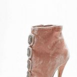 Маноло Бланик 2011 Изящни Боти