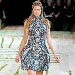Александър Маккуин 2011  Пролет - Париж Седмица на Модата Рокля Цветя