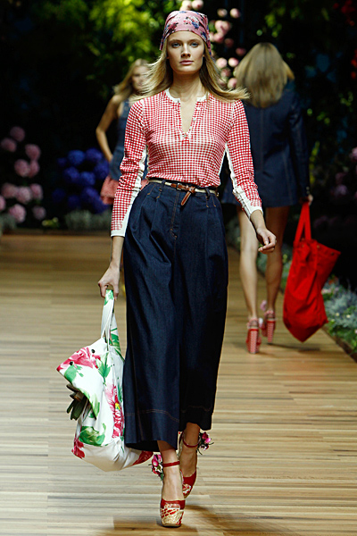 Dolce and Gabbana широки дънки 7/8 и риза каре