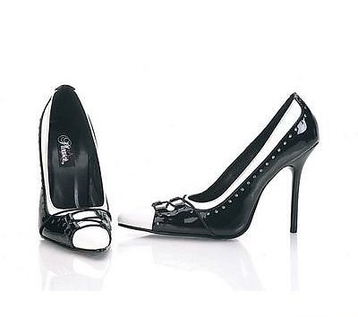 Черни обувки с бяло