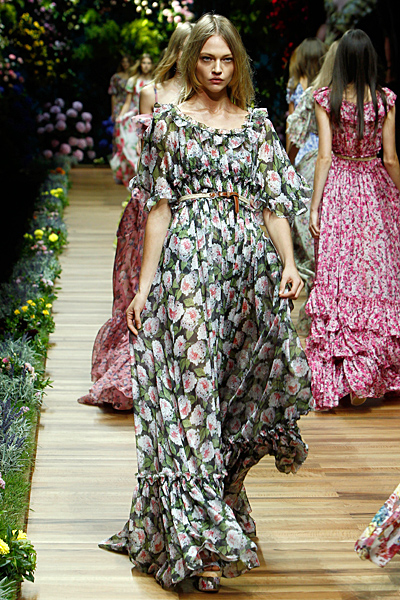 Dolce and Gabbana макси рокля с големи цветя