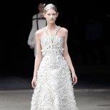 Дълга бяла рокля Alexander McQueen Есен-Зима 2011