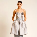 Ефектна рокля металик без презрамки Предесенна колекция Carolina Herrera 2011