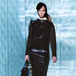 Рокля два нюанса на черно marc jacobs Есен-Зима 2011