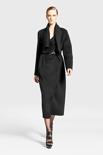 Палто в черно Предесенна колекция Icons от Diane von Furstenberg 2011