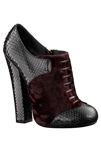 Затворени обувки с два вида кожа кафяво и черно Louis Vuitton Есен-Зима 2011