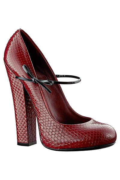 Червени обувки на ток с каишка Louis Vuitton Есен-Зима 2011