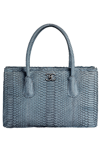 Сиво-синя кожена голяма чанта от кожа на люспи Chanel Есен-Зима 2011