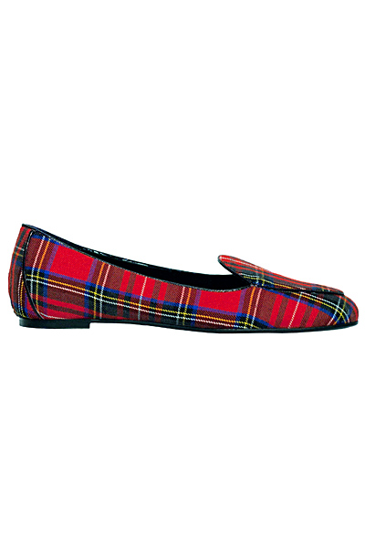 Ниски равни обувки шотландско каре Aperlai Есен-Зима 2011