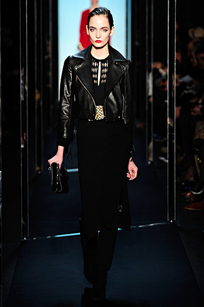 Черна пола и блуза с кожено яке Есен-Зима 2011 Diane von Furstenberg