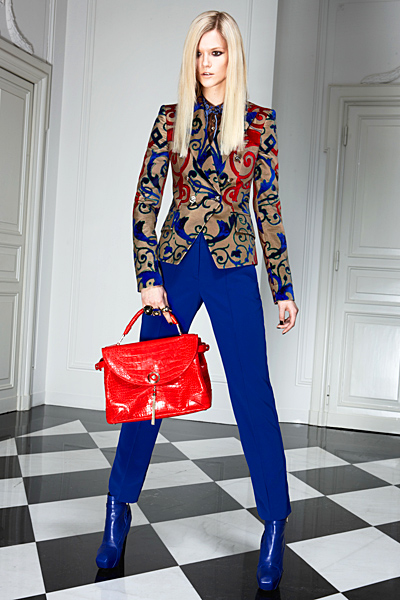 Прав панталон с висока талия и късо сако Предесенна колекция Versace 2011