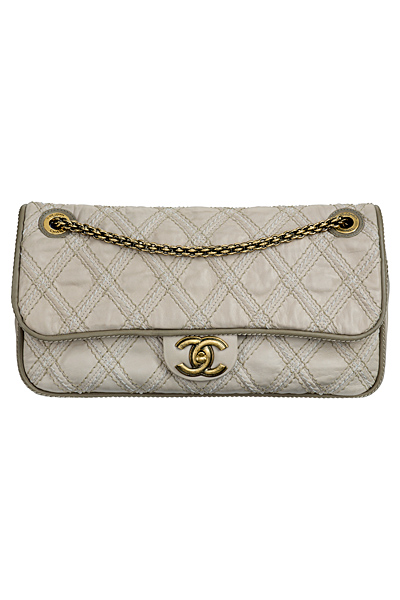 Мини чанта от сива кожа Chanel Есен-Зима 2011