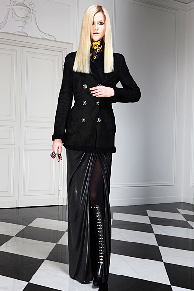 Черно двуредо палто Предесенна колекция Versace 2011