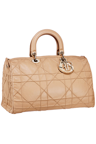 Чанта куфарче бежова кожа Dior Зима 2011