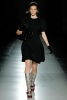 Семпла рокля по врата с къс ръкав черна Prada Есен-Зима 2011