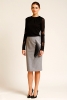 Права сива пола с черна блуза Предесенна колекция Carolina Herrera 2011