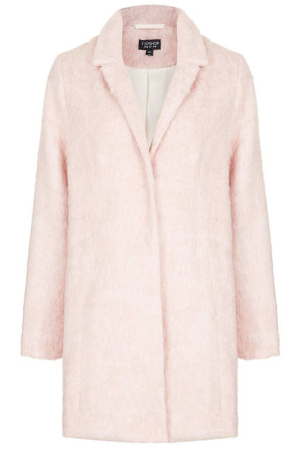 Нежно розово палто