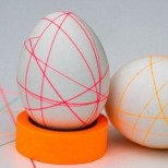 Декориране на яйца за Великден с конци