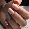 Не просто розово, а прасковено: нюансът, който рисува нежна феерия върху ноктите - 33 разкошни маникюра (Снимки):