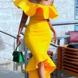 жълта рокля