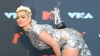 Кич, сланинки и много целулит - най-потресаващите модни издънки на тазгодишните награди на MTV (Снимки):