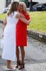 Мелания Тръмп и Бриджит Макрон направиха състезание по елегантност на срещата на G-7 (Снимки):