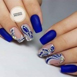 турско син маникюр