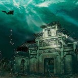 подводен град Шичен