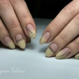 маникюр бледи тонове