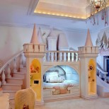 детска стая замък