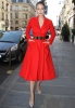 червена рокля шлифер