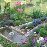 градина с фонтан