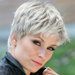 къса прическа зрели жени