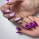 лилави нокти