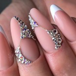 пищен френски маникюр