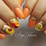 портокалов маникюр.jpg