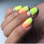 сочен летен маникюр