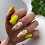 топъл маникюр с жълто