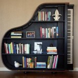 пиана за шкаф