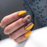 дантелен есенен маникюр