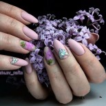 лавандулов флорален маникюр