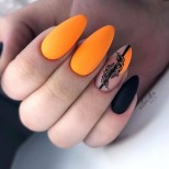 ярко оранжев есенен маникюр