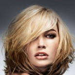 многослойна каскада до раменете