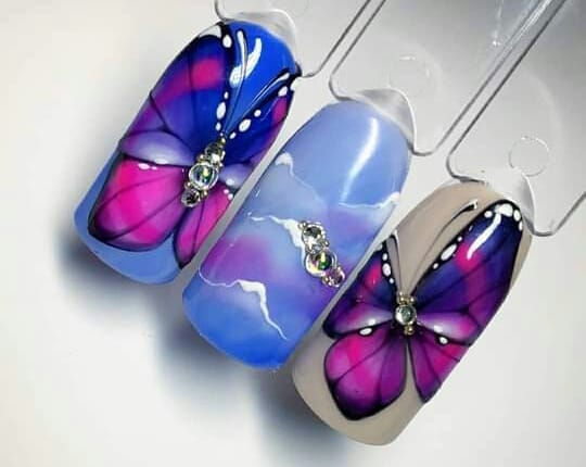 пеперуди декорации нокти.jpg