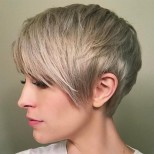 ултракъс боб с ултра дълъг бретон