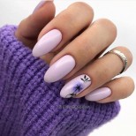 бледо розово маникюр