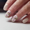 Късите нокти са хит тази пролет - украси ги с цветя и комплиментите ще завалят! Много идеи (Снимки):