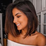 тъмно каре до раменете