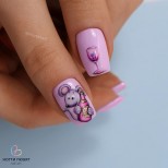 бледо розово